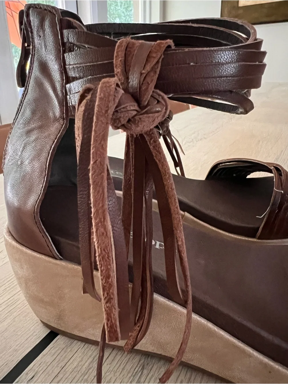 Antelope Dacia D46 Strappy Wedge Platform Heel Sandals Size 38 Coffee Leather